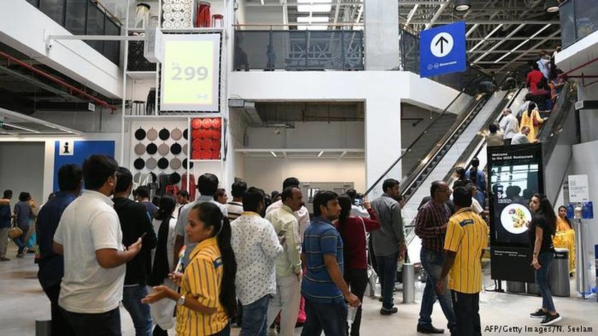 «Λαοθάλασσα» στα εγκαίνια του πρώτου Ikea στην Ινδία – Ουρές χιλιομέτρων