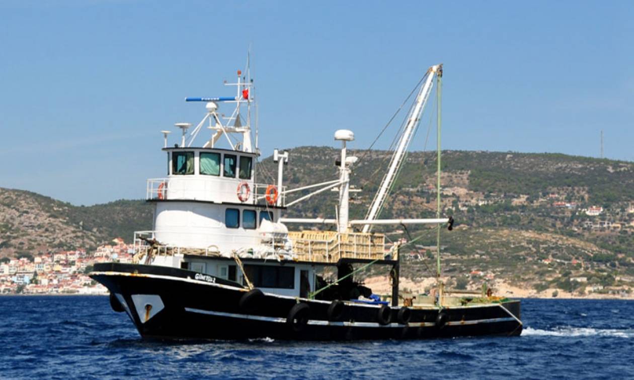 Βίντεο ντοκουμέντο: Η «μάχη» με τα τουρκικά αλιευτικά στη Λέρο
