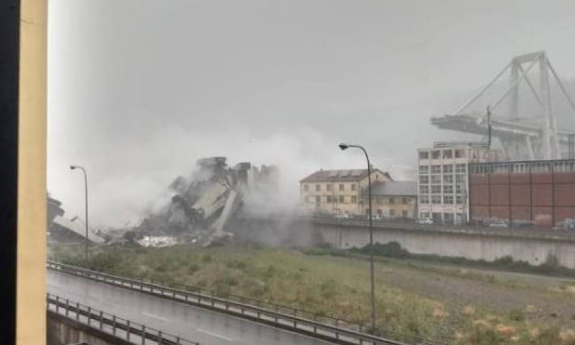 Βίντεο σοκ: Καρέ - καρέ η κατάρρευση της γέφυρας στη Γένοβα