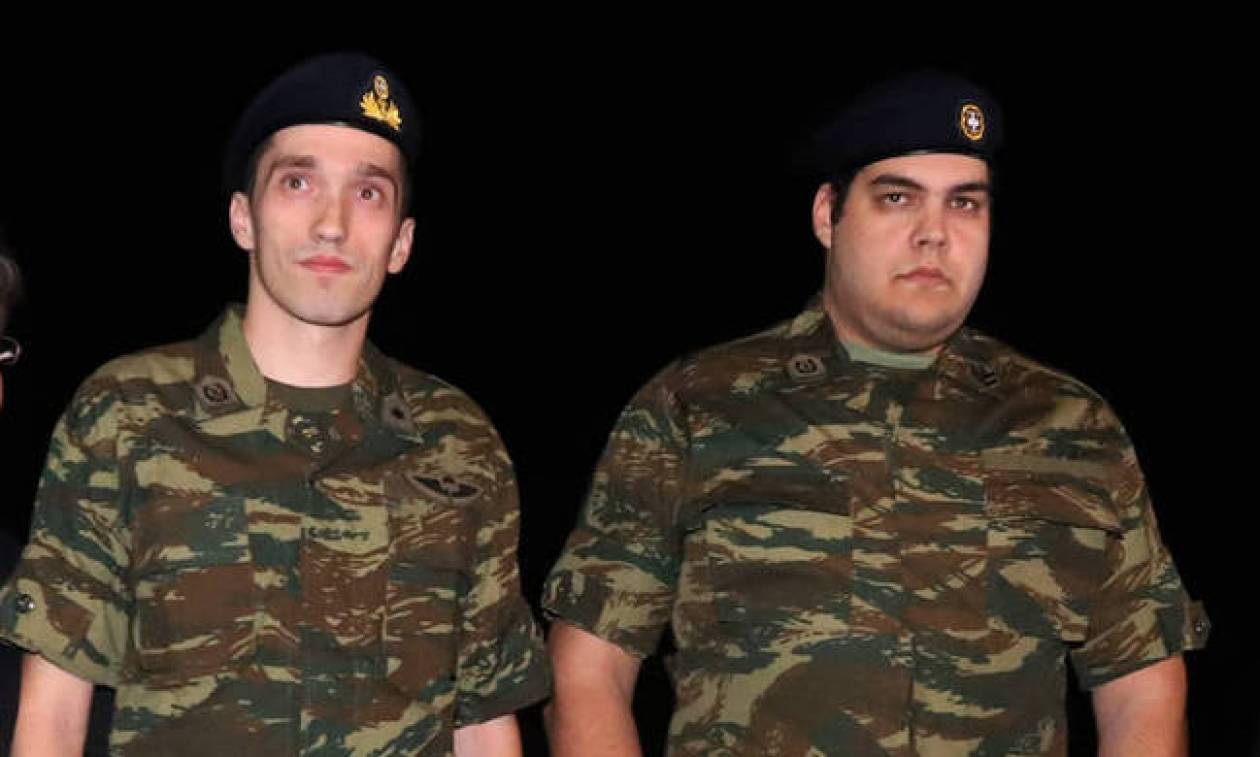 Έλληνες στρατιωτικοί: Ο γερμανικός Τύπος «αποκρυπτογραφεί» την κίνηση καλής θέλησης του Ερντογάν