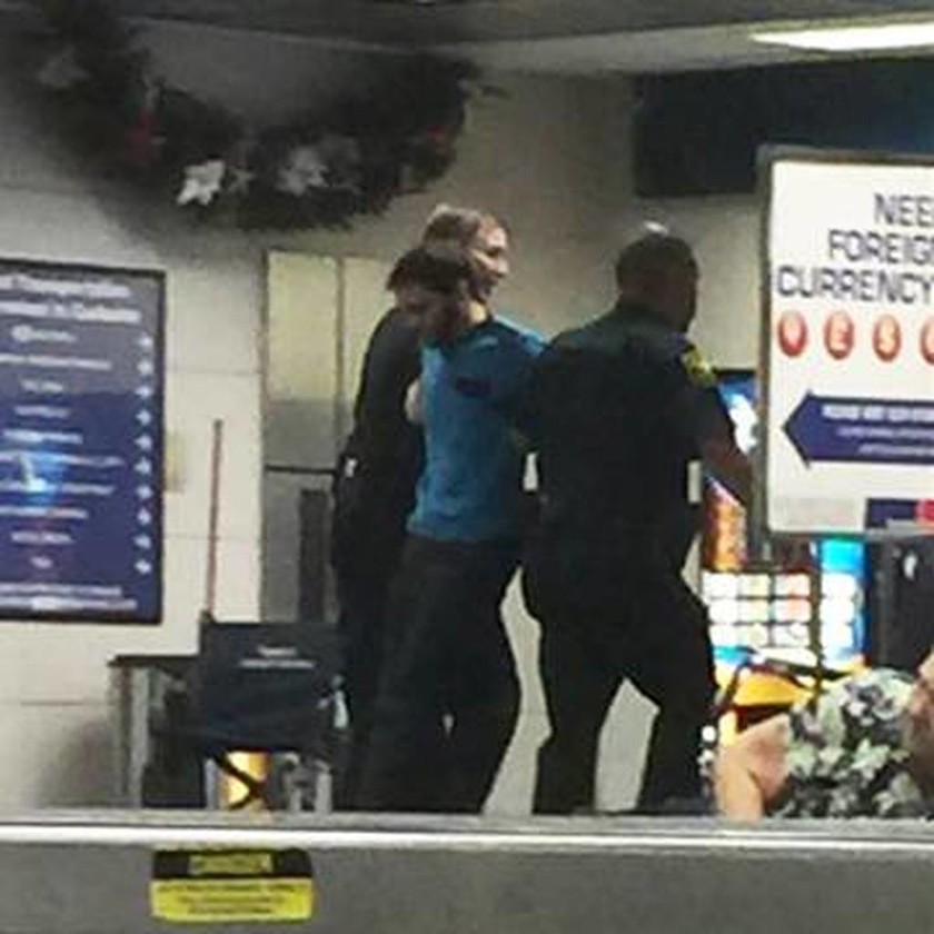  ΗΠΑ: Ισόβια κάθειρξη για τον μακελάρη του αεροδρομίου της Φλόριντα (Vid+Pics)