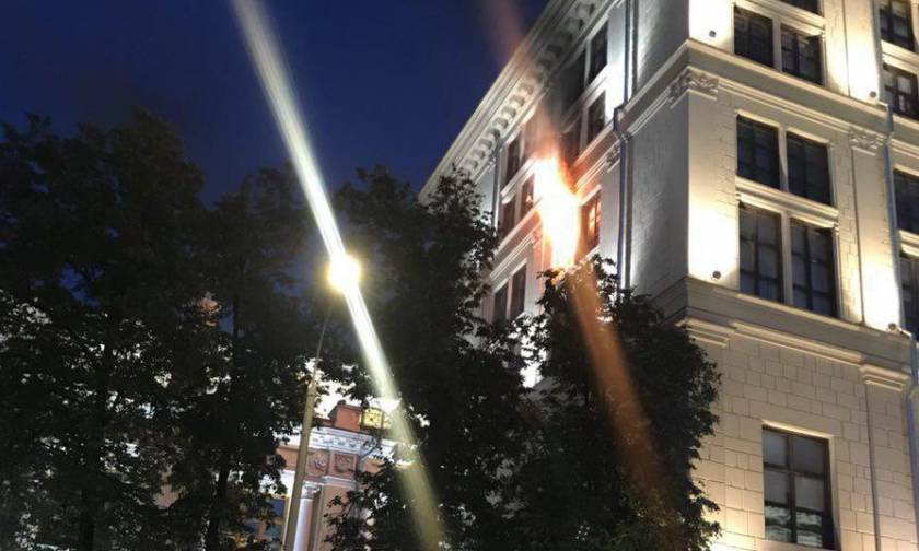 Στις φλόγες το κτήριο της Κεντρικής Τράπεζας στην Ρωσία