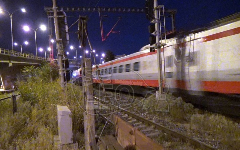 Έφτασε το τρένο «Ασημένιο Βέλος» στην Ελλάδα: Αθήνα – Θεσσαλονίκη σε 3,5 ώρες (pics-vid)