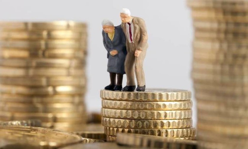 Επικουρικές συντάξεις: Μειώσεις έως και 700 ευρώ - Αναλυτικά όσα θα χάσουν οι συνταξιούχοι