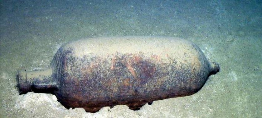 Βρήκαν αρχαίο αμφορέα σε παραλία της Κρήτης