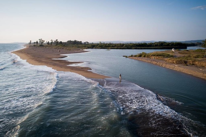 Αλφειός ποταμός: Το θαύμα της φύσης μέσα από συγκλονιστικές εικόνες