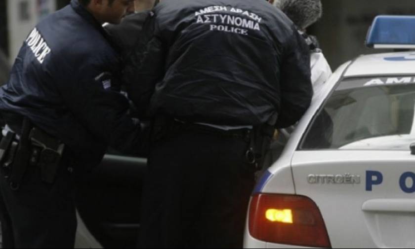 Μεσολόγγι: Επεισοδιακή σύλληψη 62χρονου που έκρυβε ένα κιλό χασίς σε καμινάδα ψησταριάς!