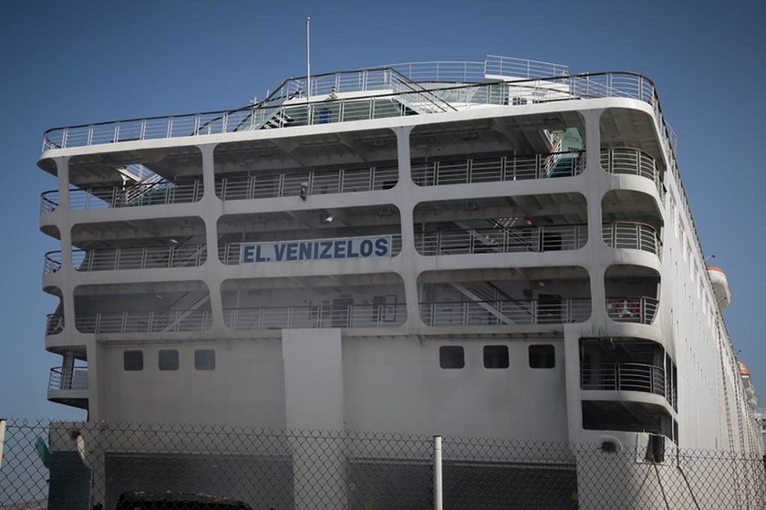 Μυστήριο στο πλοίο «Ελευθέριος Βενιζέλος»: Βρήκαν καραμπίνα σε φορτηγάκι που κάηκε