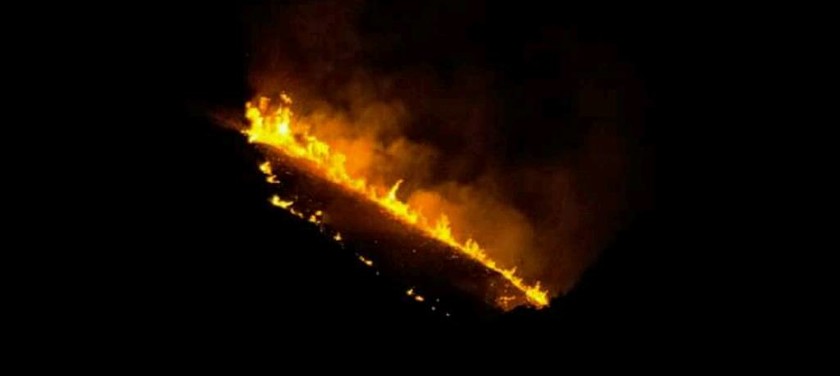 Μεγάλη φωτιά ΤΩΡΑ στο χωριό Αργάσι στη Ζάκυνθο