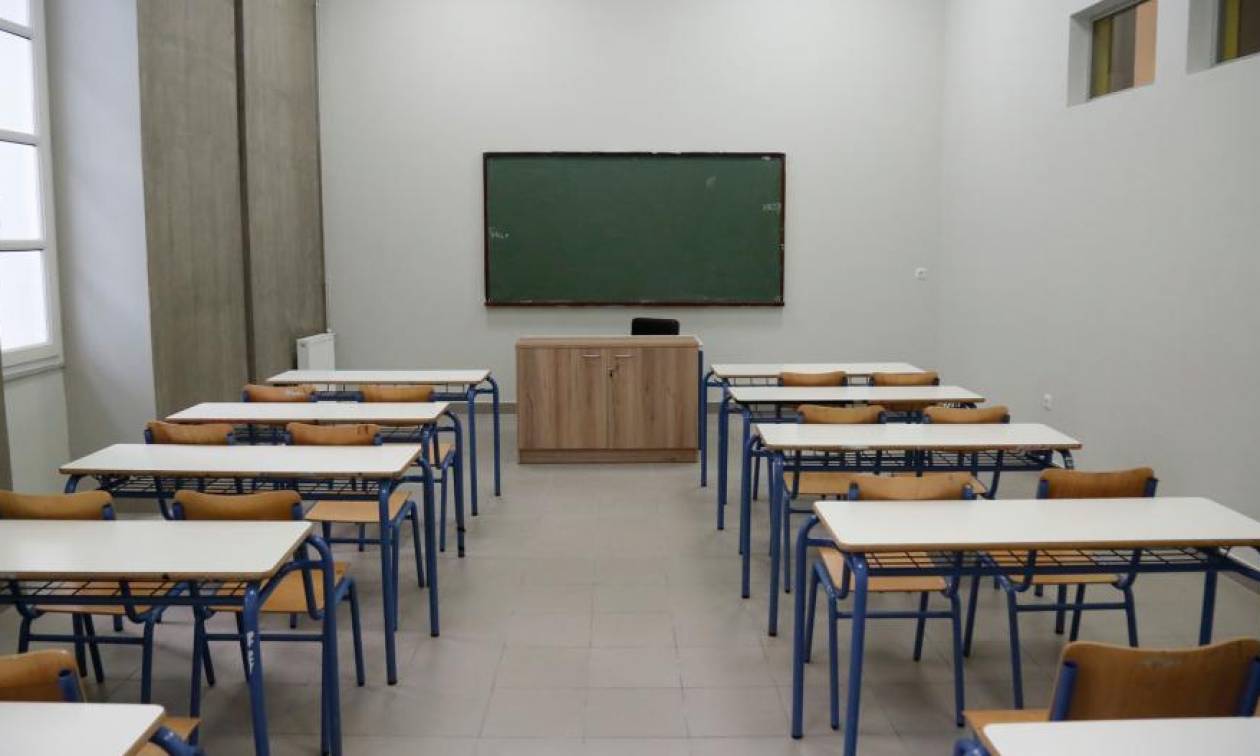 Πανελλήνιες: Το υπουργείο Παιδείας απαντά γιατί «έκοψε» τα Λατινικά