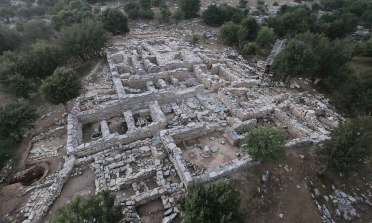 Σπουδαία αρχαιολογική ανακάλυψη στην Κρήτη: Στο φως μινωικό ανάκτορο που χτίστηκε σε βράχο!