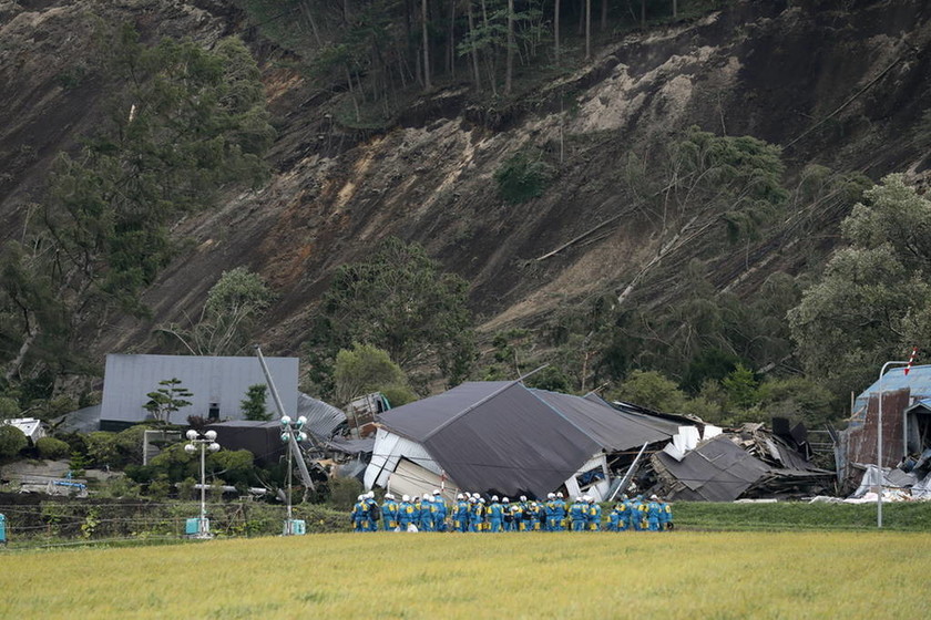Ιαπωνία: Δραματικός ο απολογισμός του ισχυρού σεισμού των 6,6 Ρίχτερ