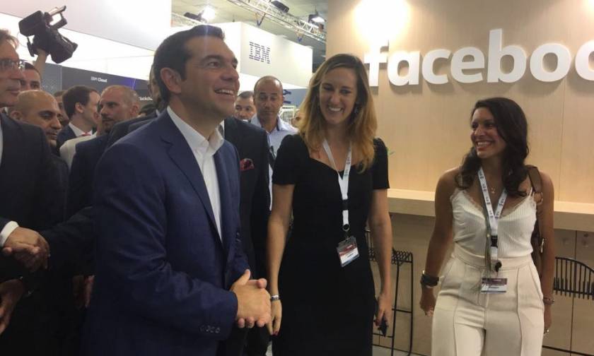 To περίπτερο του Facebook στην 83η Διεθνή Έκθεση Θεσσαλονίκης επισκέφθηκε ο Πρωθυπουργός Α.Τσίπρας