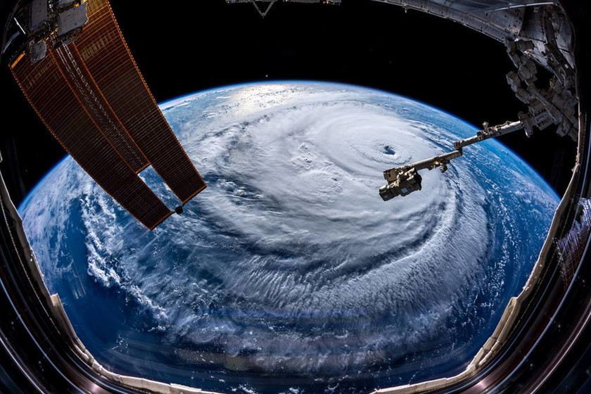 ΗΠΑ: Τέσσερις νεκροί από το σαρωτικό πέρασμα του τυφώνα Φλόρενς (vid)