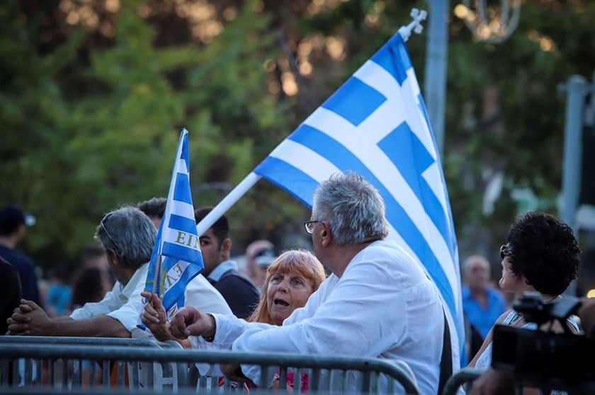Θεσσαλονίκη: Συγκέντρωση για τη Μακεδονία έξω από τη ΔΕΘ (pics)