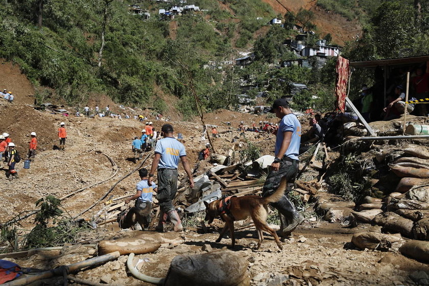 Δεκάδες νεκροί και χάος από τον υπερ-τυφώνα Μανγκούτ (pics+vids)