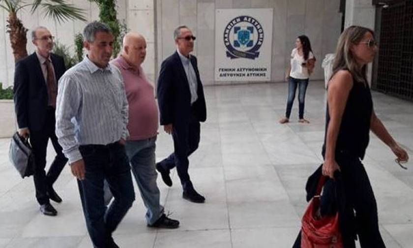 Prosecutor releases «Fileleftheros» journalists sued by defence minister