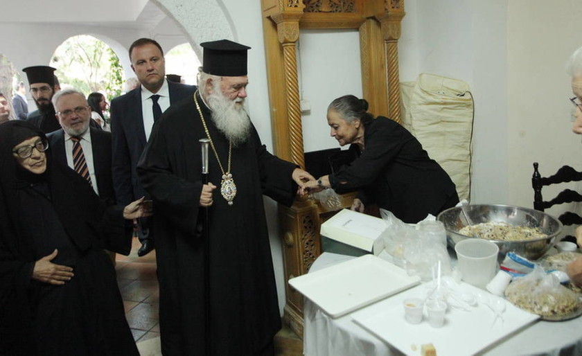 Φωτιά Μάτι: Tο Λύρειο Ίδρυμα επισκέφτηκε ο Αρχιεπίσκοπος Ιερώνυμος (pics)