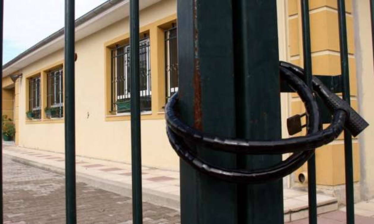 Κακοκαιρία: Κλειστά την Πέμπτη (27/9) τα σχολεία και οι παιδικοί σταθμοί του δήμου Σαρωνικού