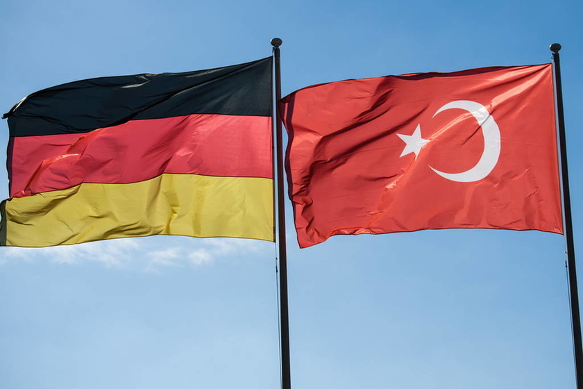 Στο Βερολίνο «πάτησε» το πόδι του ο Ερντογάν: Προβλήματα από την πρώτη κιόλας στιγμή (Vid)