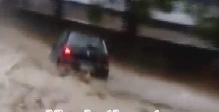 «Ζορμπάς» – Κιάτο: «Θεέ μου, θα πνιγούμε» - Ανατριχιαστικό βίντεο από το χτύπημα του κυκλώνα