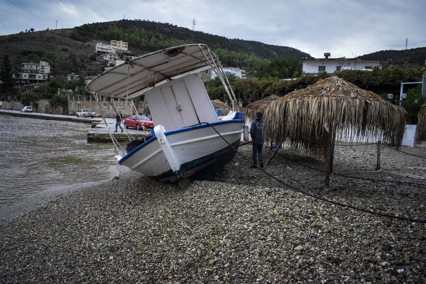 «Ζορμπάς» LIVE: Νέα δεδομένα για τον καταστροφικό κυκλώνα - Πού θα χτυπήσει τις επόμενες ώρες