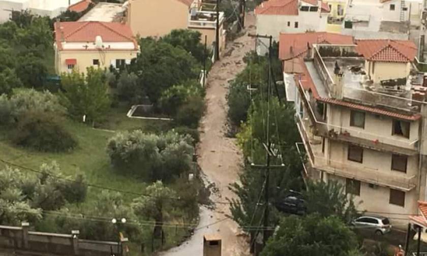 Kυκλώνας Ζορμπάς: Αγωνία για τους τρεις αγνοούμενους στην Εύβοια – Κλειστά σχολεία αύριο (01/10)