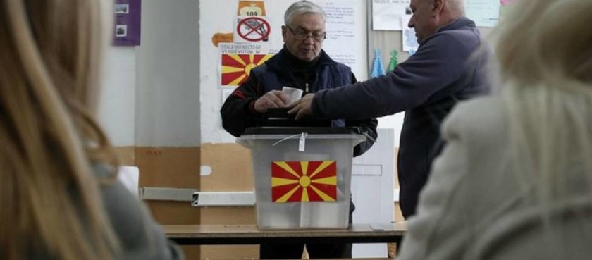 Δημοψήφισμα Σκόπια: Πώς ο Ζάεφ θα μετατρέψει το «ΟΧΙ» του αποτελέσματος σε «ΝΑΙ»