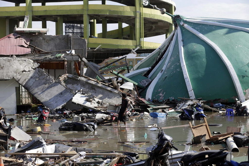 Ινδονησία: Έκκληση για διεθνή βοήθεια μετά τον σεισμό και το τσουνάμι (pics+vids)