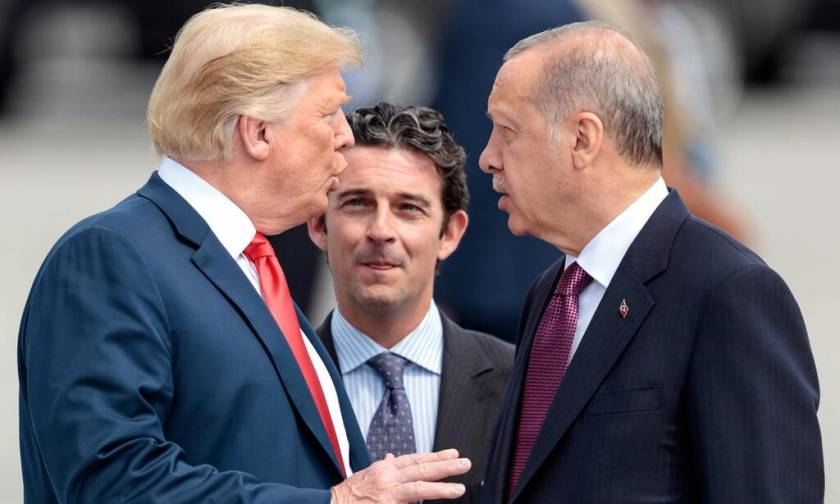 «Πάει γυρεύοντας» ο Ερντογάν: «Ξεσπάθωσε» και πάλι κατά του Τραμπ