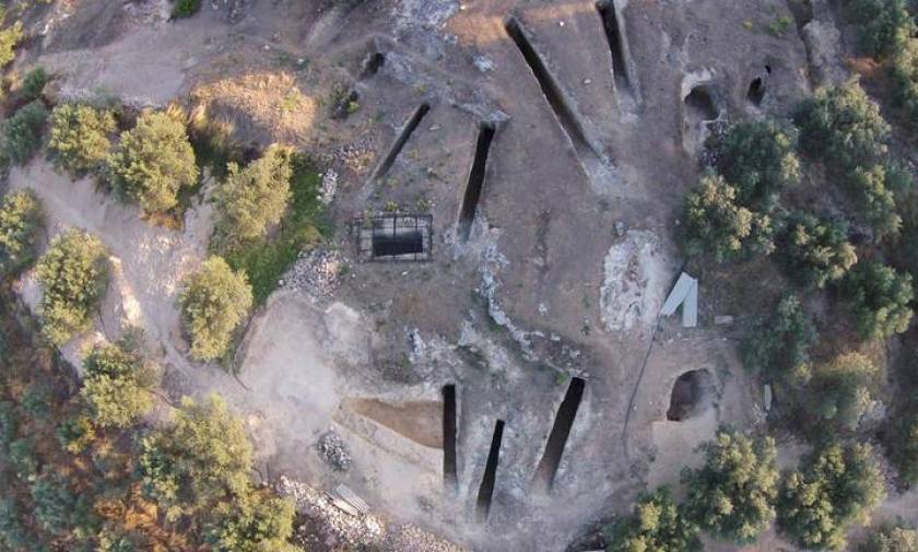Στο «φως» αρχαιολογικός θησαυρός: Βρέθηκε ασύλητος τάφος της μυκηναϊκής περιόδου στη Νεμέα