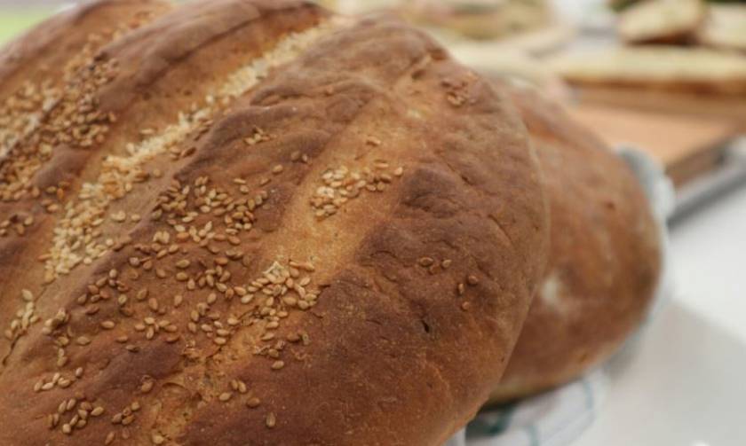 Εύκολη συνταγή για λευκό ψωμί