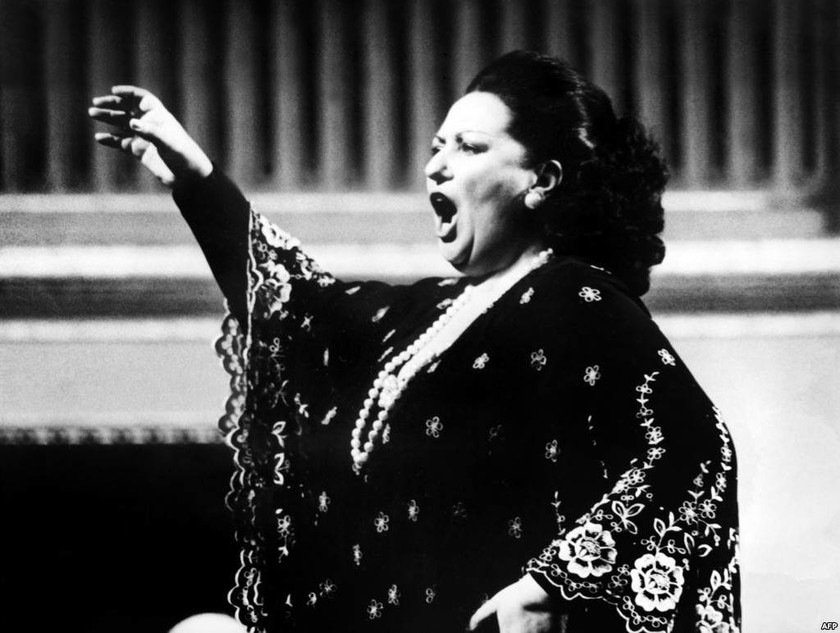 Πέθανε η Μονσεράτ Καμπαγιέ: Ποια ήταν η διάσημη σοπράνο με την καλύτερη φωνή στον κόσμο (Pics+Vids)