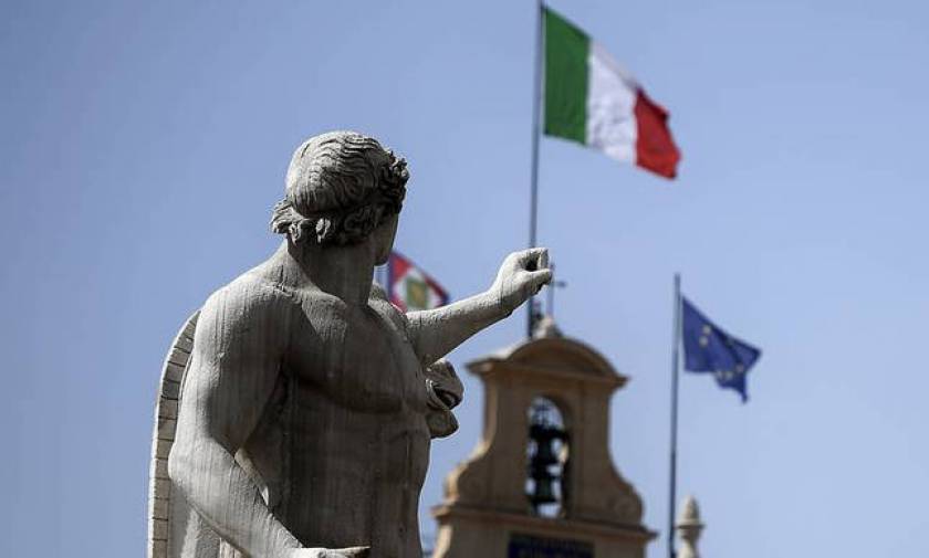 Οικονομικός όλεθρος στην Ιταλία: «Γκρεμίζεται» η οικονομία - Έκτακτη σύσκεψη της κυβέρνησης