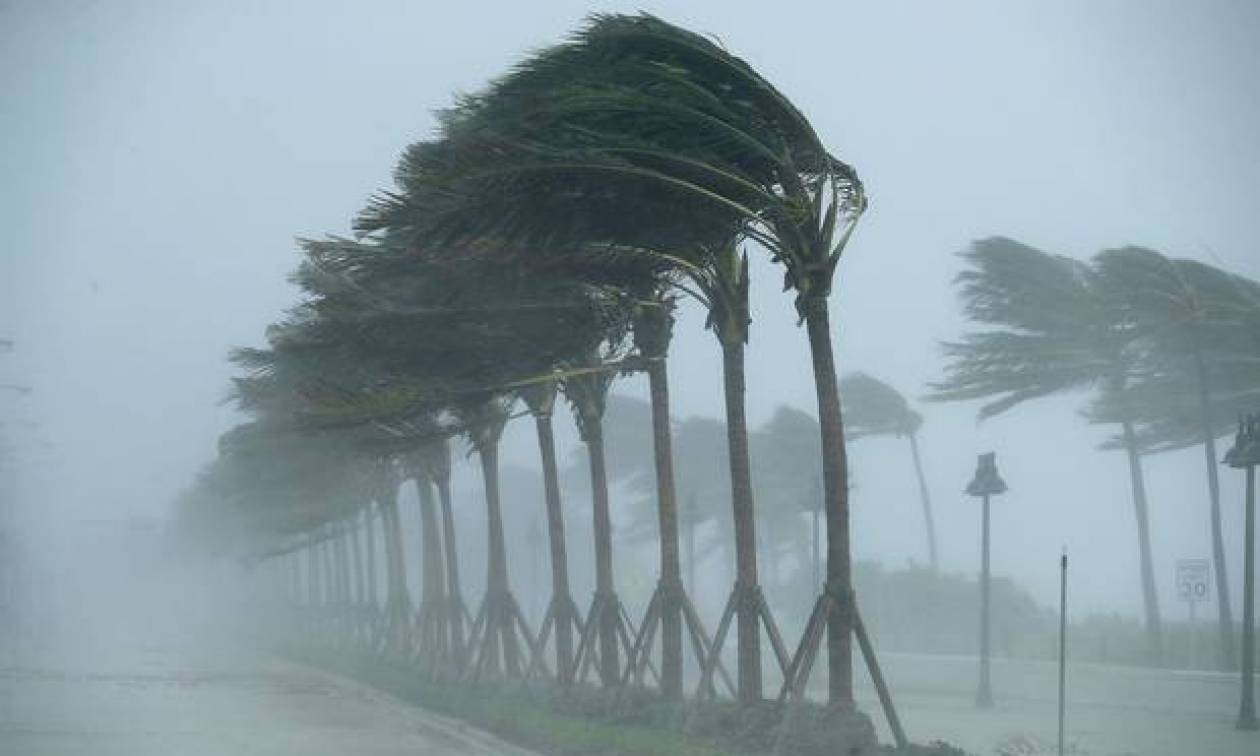 Έρχεται «βιβλική καταστροφή»: Ο τυφώνας–τέρας Μάικλ χτυπά με μανία τη Φλόριντα