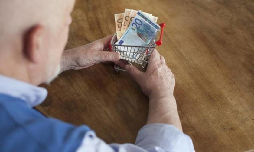 Αναδρομικά για κατάργηση δώρων και περικοπές: Ποιοι συνταξιούχοι μπορούν να διεκδικήσουν