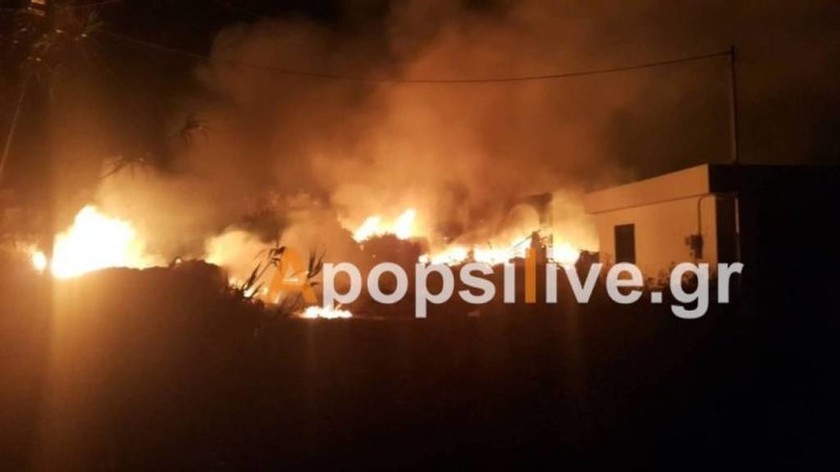 Κρήτη: Ισχυρή έκρηξη αναστάτωσε τη Μεσαρά - Μεγάλη φωτιά σε ρακοκάζανο