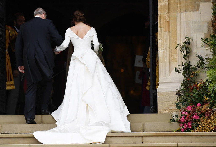 Βρετανία: Ο παραμυθένιος γάμος της πριγκίπισσας Ευγενίας (pics+vid)
