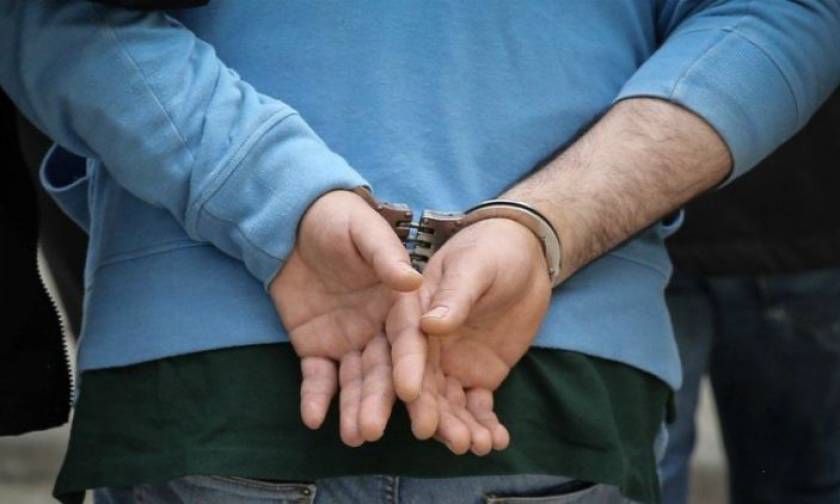 Θεσσαλονίκη: Συνελήφθη μέλος διεθνούς κυκλώματος ναρκωτικών - Τον «τσάκωσαν» με 1,5 κιλό ηρωίνη