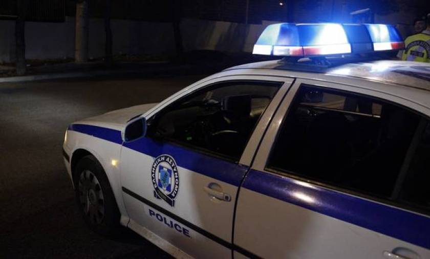 Police bust illegal casino in Kallithea