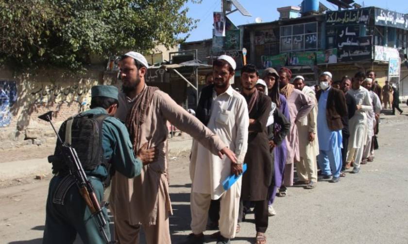 Αιματοβαμμένες εκλογές στο Αφγανιστάν: Στους 36 οι νεκροί των επεισοδίων