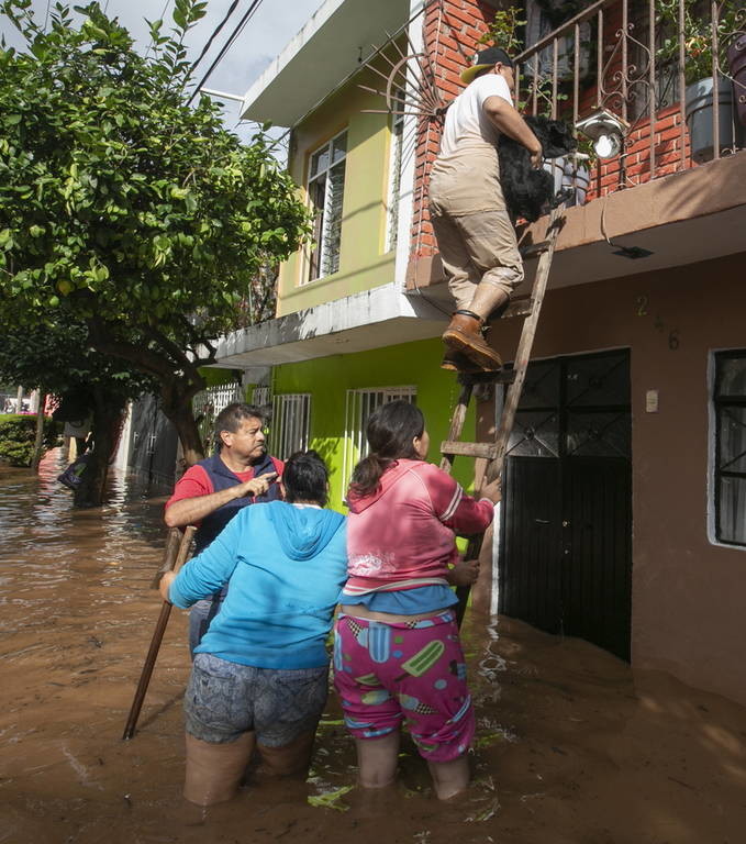Έρχεται «βιβλική» καταστροφή: Κώδωνας κινδύνου για τον καταστροφικό τυφώνα Ουίλα - Δείτε LIVE εικόνα