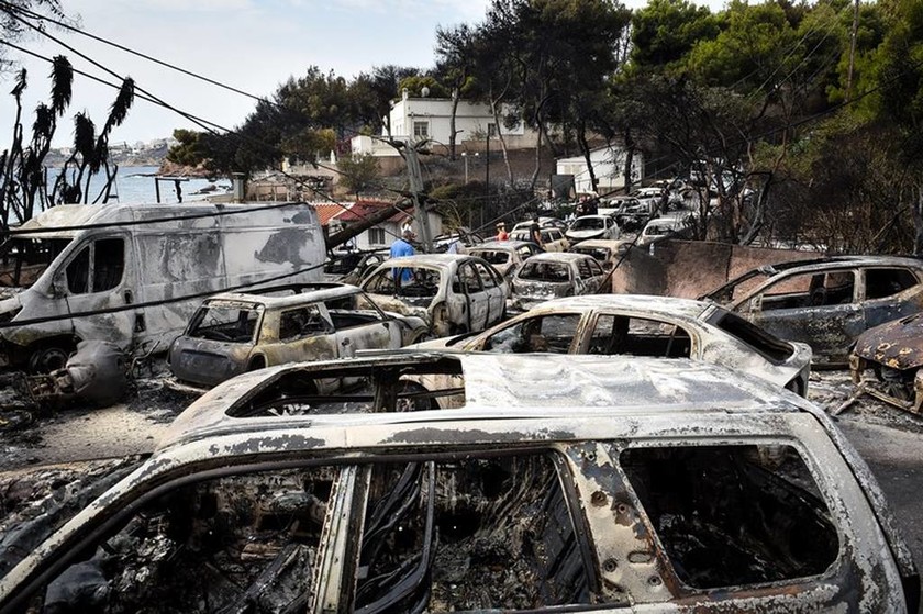 Φωτιά Μάτι: Νέα μήνυση - κόλαφος κατά Δούρου, ΕΛΑΣ και Πυροσβεστική για την εθνική τραγωδία