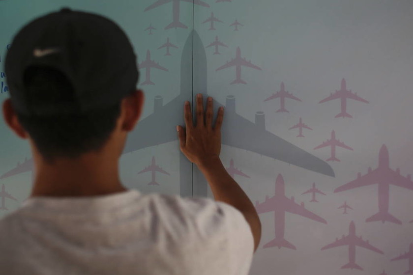 Γάλλοι ερευνητές για την πτήση MH370: «Ύποπτοι» επιβάτες χάκαραν την πτήση (pics)