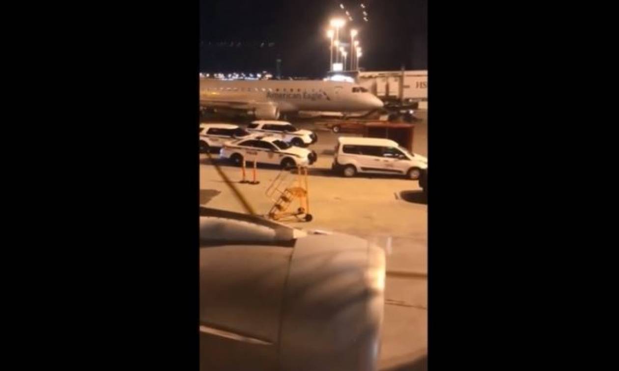 Αναστάτωση στις ΗΠΑ: Εκκενώθηκε αεροσκάφος λόγω «απειλής» (vid)