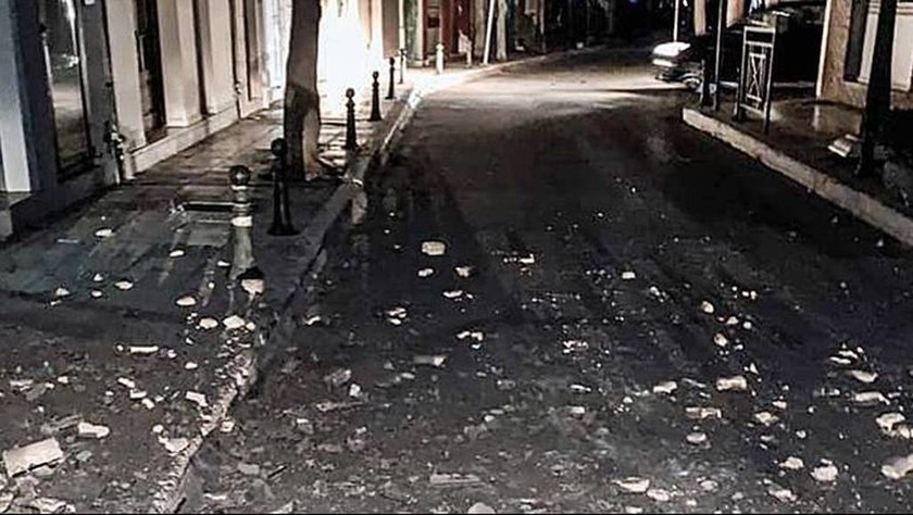 Σεισμός Ζάκυνθος: Έτσι «χτύπησαν» τα 6,4 Ρίχτερ το νησί - Συγκλονιστικά βίντεο
