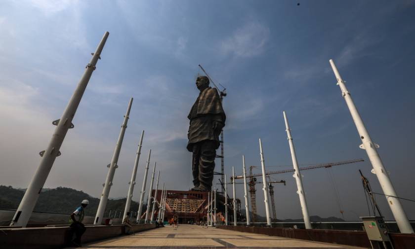 Εντυπωσιακό! O «Iron Man» της Ινδίας - Αποκαλυπτήρια για το ψηλότερο άγαλμα στον κόσμο (pics)