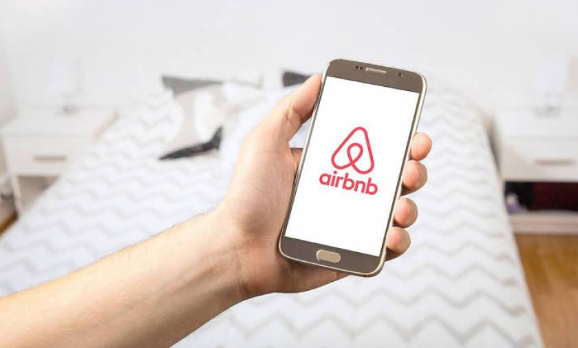 «Σαφάρι» της ΑΑΔΕ: Τι ζητά από τις πλατφόρμες τύπου Airbnb