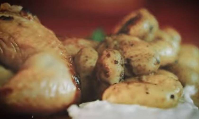 Η συνταγή της ημέρας: Κοτόπουλο με baby πατάτες στο φούρνο