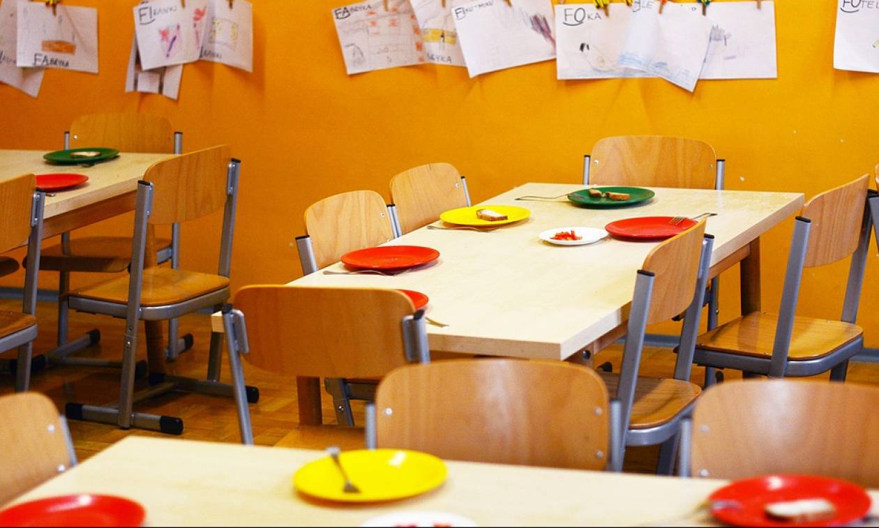 Ξεκινά σήμερα η διανομή σχολικών γευμάτων σε 950 σχολεία